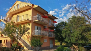 Apartments in Vinisce 7388
